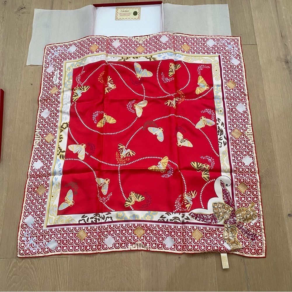 NEW Cartier Paris Red White Silk Crepe Butterflies Moth Square Scarf Shawl - Picture 3 of 12